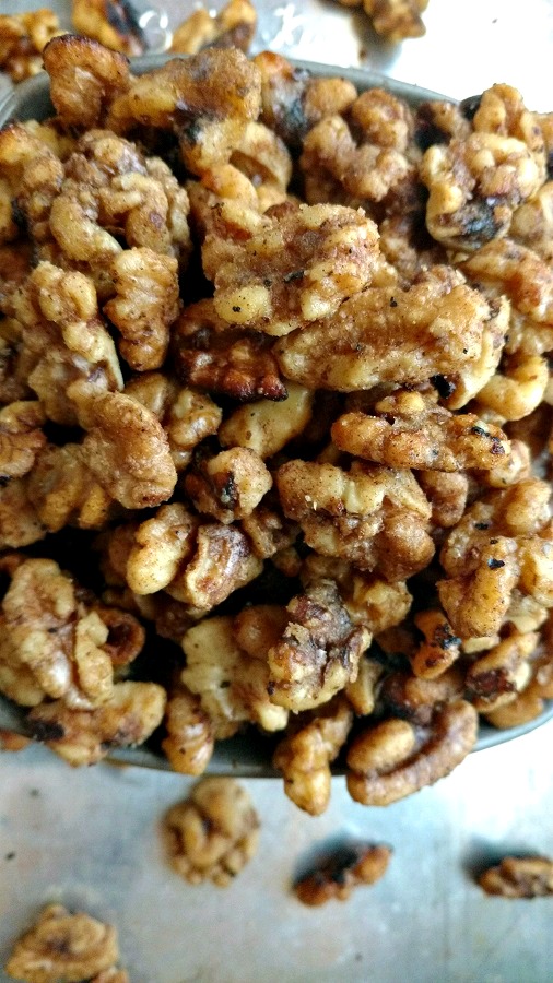 crock-pot sugar coated walnuts