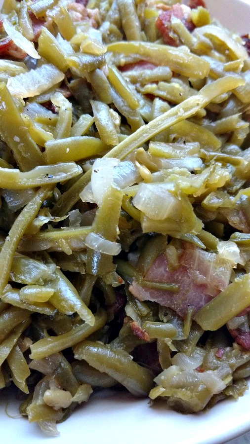crock-pot green beans and bacon