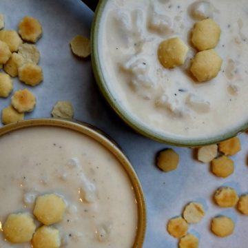 crock-pot white cheddar cauliflower soup