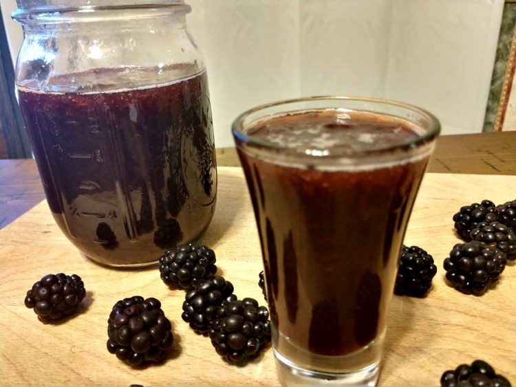 Crock-Pot Black Raspberry Moonshine