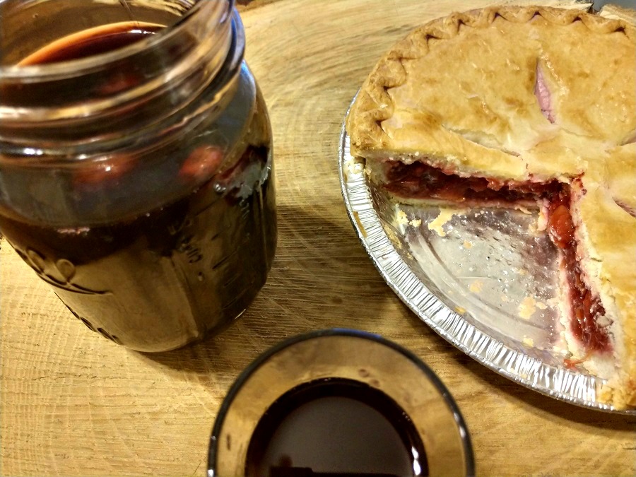 Crock-Pot Cherry Pie Moonshine 