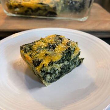 crock-pot cheesy spinach squares